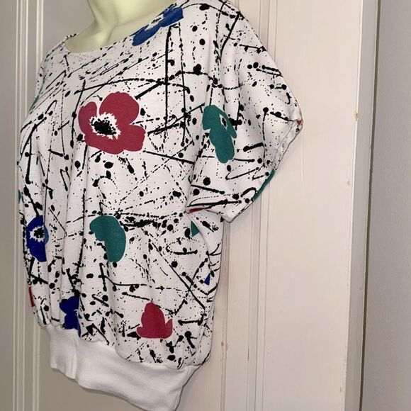 Vtg 70s/80s Jessica Scott Floral Print Black Paint Splatter Cap Sleeve Knit Top - Picture 4 of 7